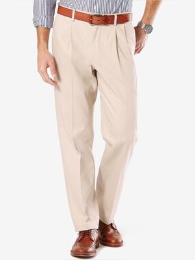 Dockers Stretch Classic Fit Pleated Signature Khaki Pants Cloud 33x32